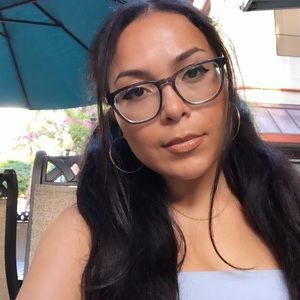 Meet your Posher Darien !!